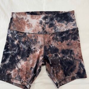 Lululemon Tie-Dye Women's Align Biker Shorts